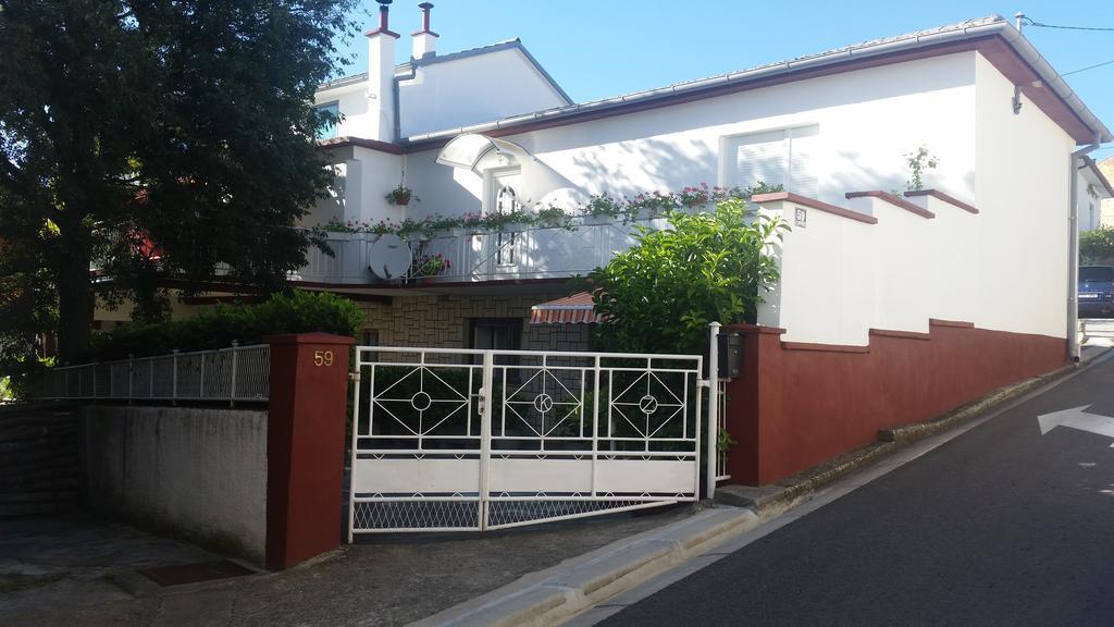 Apartment Dino Novi Vinodolski Zewnętrze zdjęcie